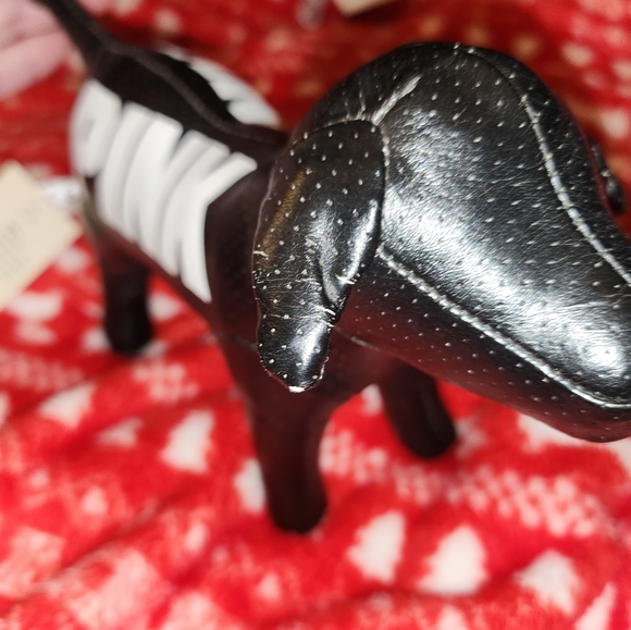 NWT RARE Victorias Secret PINK leather pup - Picture 2 of 7